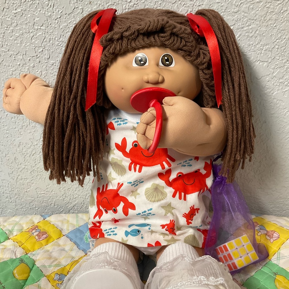 Vintage Cabbage Patch Kid Girl With Pacifier HM#4 Brown Hair Brown Eyes 1985